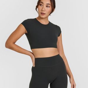 SoftMotion™ Short Sleeve Crop Top Soft Black